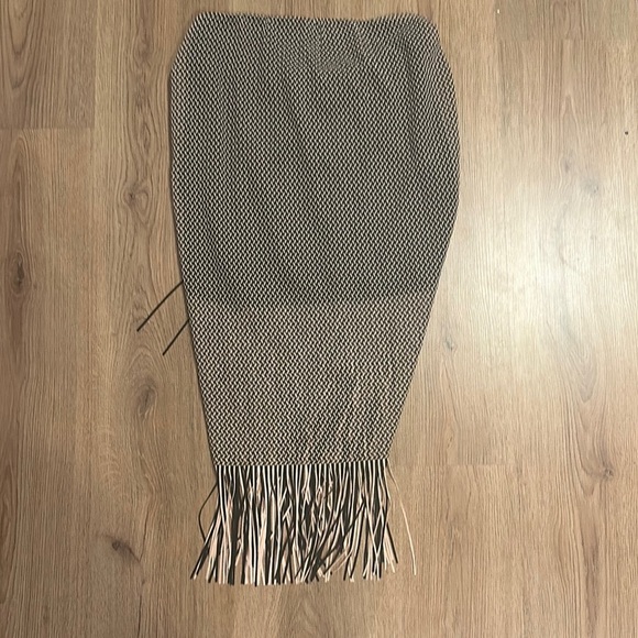 Black and White Fringe Zara Skirt - Picture 4 of 5